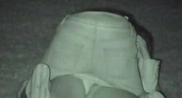 Hậu môn tình dục với một đẹp trưởng THÀNH milf trên các phim sex com xxx đi văng.