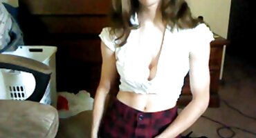 Stepmom lesbian trò chơi với hàng xóm và xxx tre em người phụ nữ.