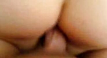 Rob Piper thỏa mãn mẹ xxx u30 và con gái.