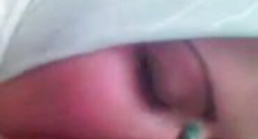 Cô gái chết tiệt xxx lmht với người yêu da đen.