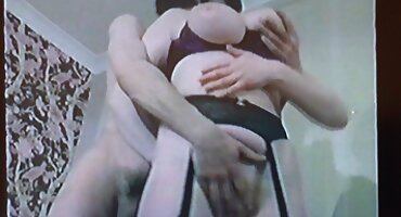 Tôi trồng vòi nước sâu, Nhưng xxx au mi Creampie không đi ra.