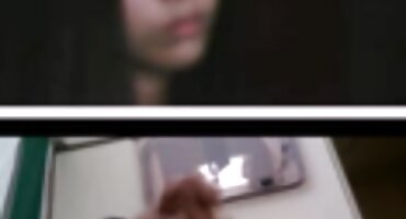 Cô gái tóc vàng thủ dâm thiếu kiên nhẫn. anh xet xxx