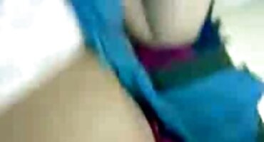 Một người đàn ông hai phá trinh xxx phụ nữ quan hệ tình dục kết thúc với mực và cực khoái.