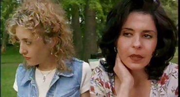 Tôi nhận thấy một ngày ở câu lạc bộ. Tình dục với một vũ nữ thoát phim xxlxx y xấu.