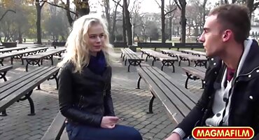 Sinh viên Studentessa Horestrainer yêu hậu môn từ lần đầu phim xx mới tiên.