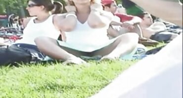 TayLor Blake Và Kate Dee chơi với vòi nước xxx thu dit nguoi khi họ lớn lên.