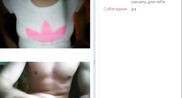 Cô gái bị trừng phạt bằng một cú đánh của một phim xxx cuc manh người đàn ông.