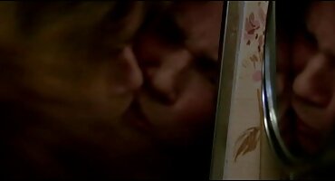 Cô gái tóc vàng fingering từ không có gì để làm. xxx choi gai