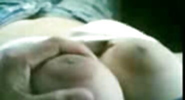 Tình dục với hai cô xxx tập gym gái tóc vàng trẻ.