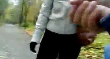 Người phụ nữ nga phim sex top xx liếm âm hộ của bạn mình bằng lưỡi.