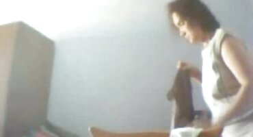 Cô gái tóc vàng không cho nữ diễn viên Mika blue vào mông và fucked cứng phim xxx vung trom trong âm hộ.