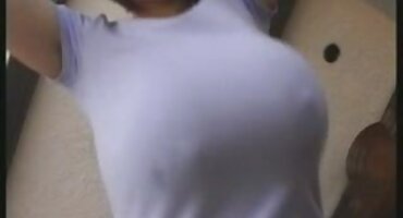 Cô gái phim xxx vietsub tóc vàng mát-xa đề nghị thử trên khách hàng.