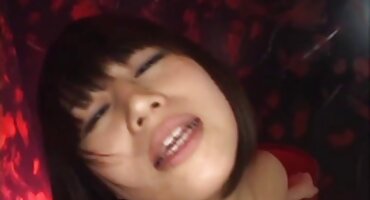 Aubre Sinclair được fucked bởi một cặp vợ chồng để pim xxxx có được đồ chơi tình dục của cô trở lại.