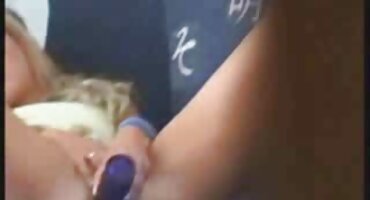 Blake xxx cực mạnh Blossom trên đen vòi nước.