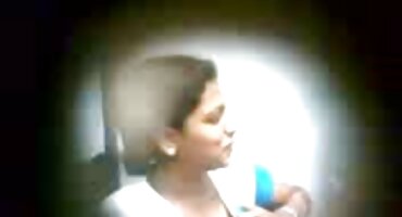 Đồng tính nữ có quan hệ tình dục với thuy tien xxx một người đàn ông.