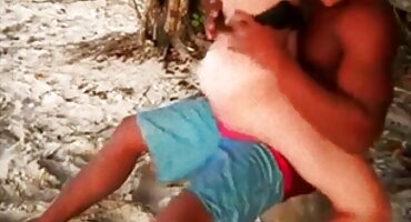 bệnh L set xxxxx Pounder xâm chiếm âm đạo