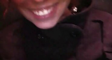 Mát-xa tình dục từ sex vl xxx một cô gái xảo quyệt.