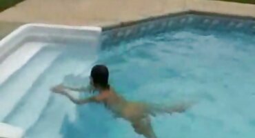 Markus Dupree phim xxx anime fucks bạn gái của mình trong một massage.