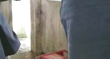 Ba Chiến binh đánh set xxx bại hai công chúa đến lò sưởi.