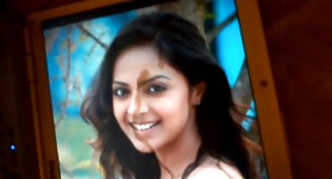 Cô gái nga trả tiền với tình dục. Fucked bởi nguoi dep xxx một nhân viên.