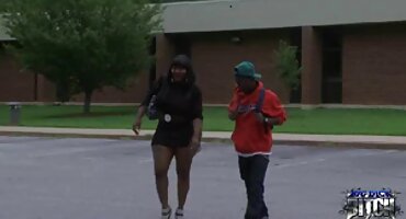 Cô gái tóc vàng phim xxx18 shabolda masturbates wildly.